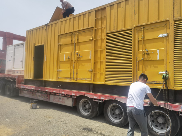淮北发电机出租100KW发电机需要什么规格的电缆线？