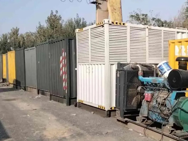 淮北200KW柴油发电机机组每小时油耗是多少?